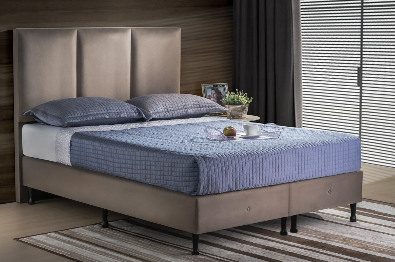 Cama Ferrara